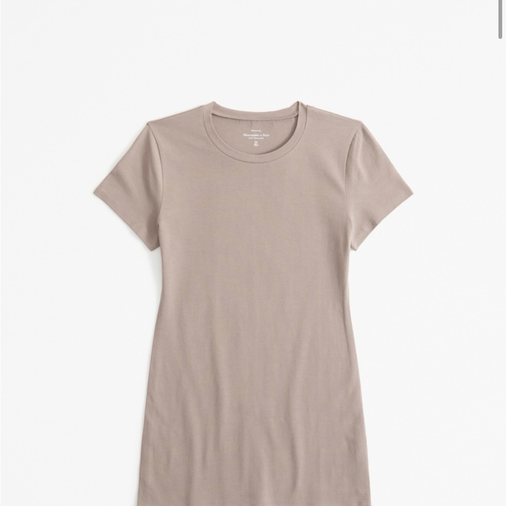 Abercrombie Maternity Women's Taupe T-Shirt M